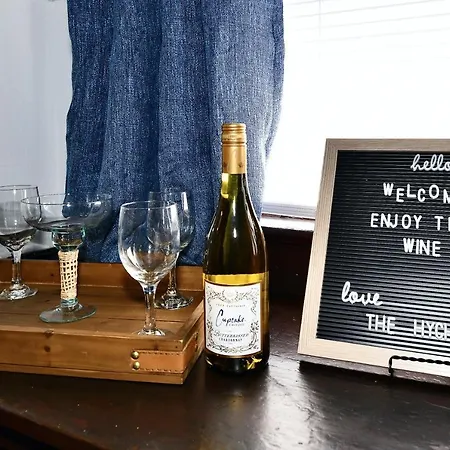 ✰ 5 Minutes From Downtown Indy ✰ Villa